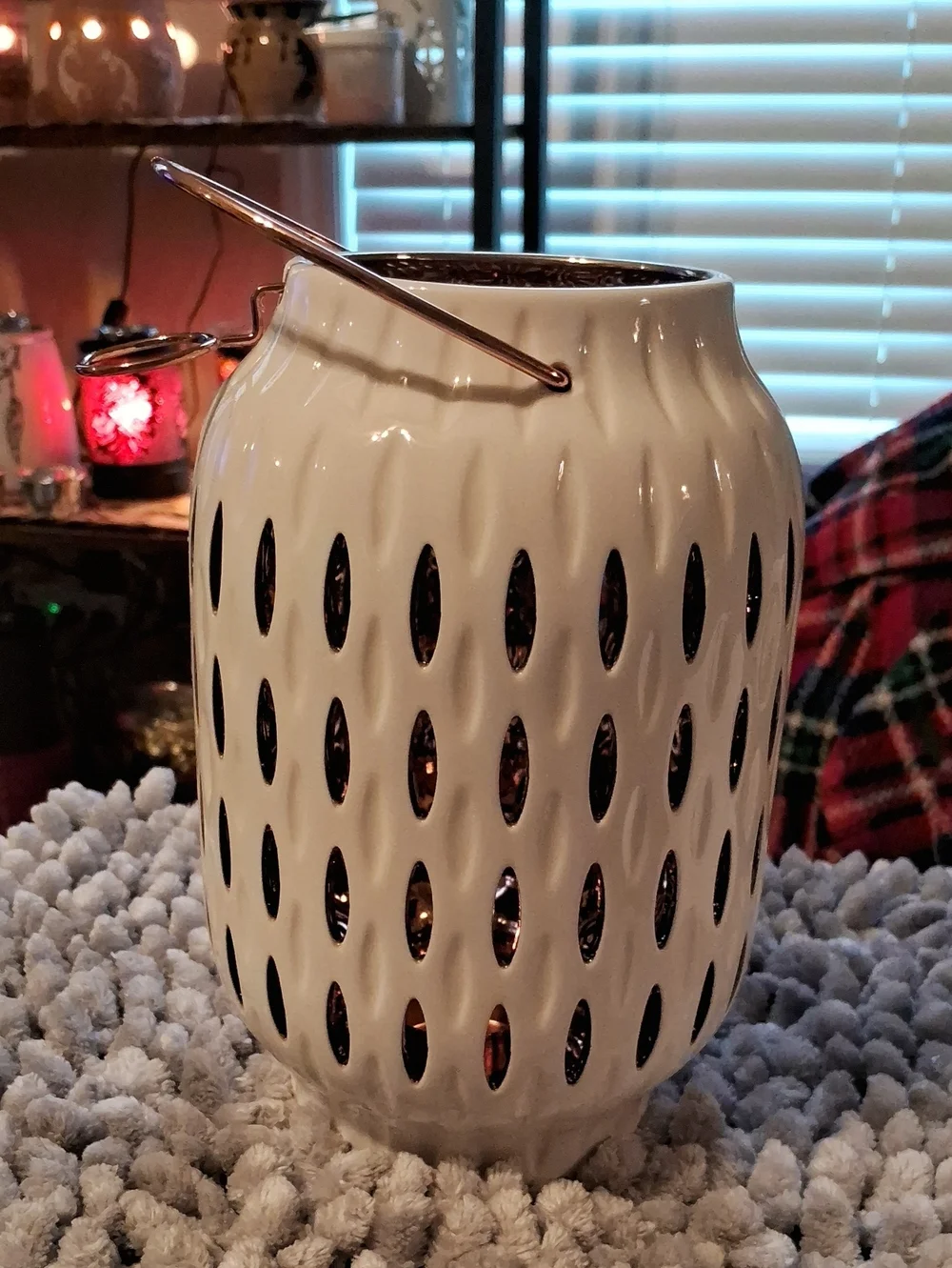 Ceramic Lantern with Cutout Pattern - White